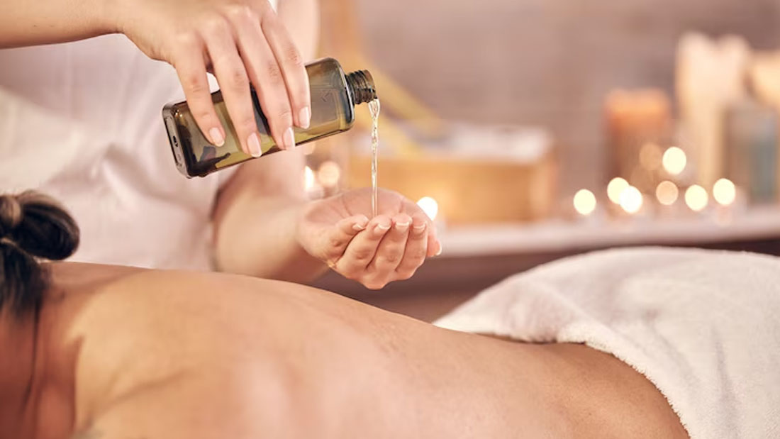 Edwin International Cream & Oil Massage